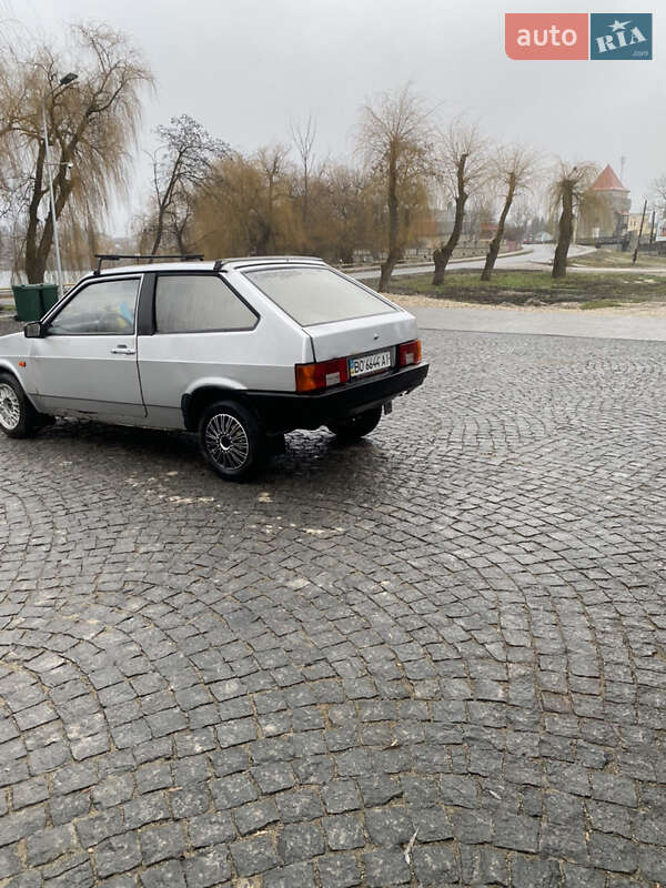 Хэтчбек ВАЗ / Lada 2108 1993 в Скалате