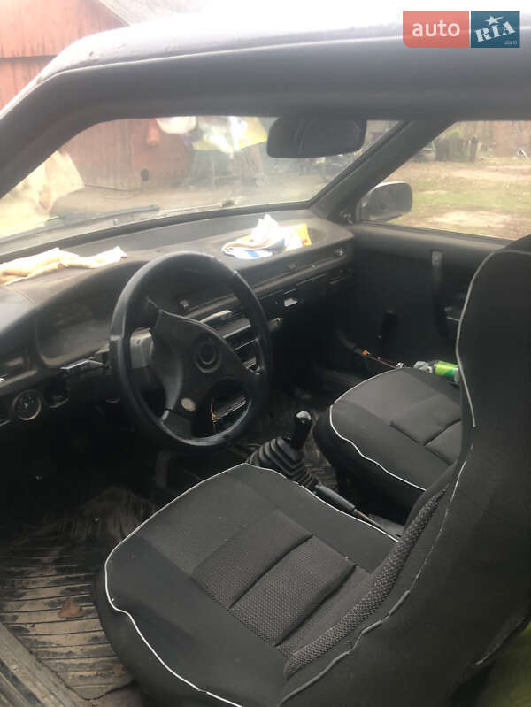 Хэтчбек ВАЗ / Lada 2108 1988 в Березному фото 3 Хэтчбек ВАЗ / Lada 2108 1988 в Березному