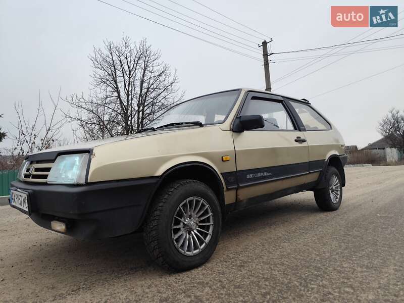 Хэтчбек ВАЗ / Lada 2108 1988 в Харькове