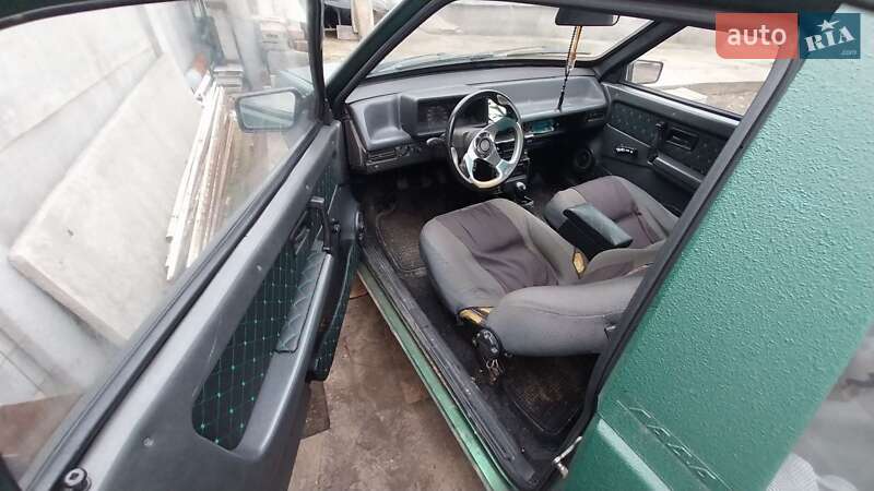 Хэтчбек ВАЗ / Lada 2108 1997 в Днепре