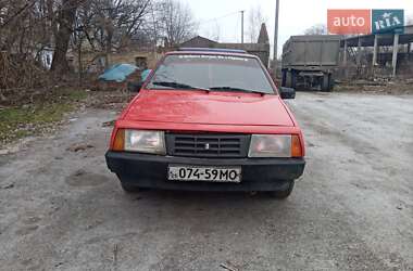 Хэтчбек ВАЗ / Lada 2108 1987 в Кельменцах