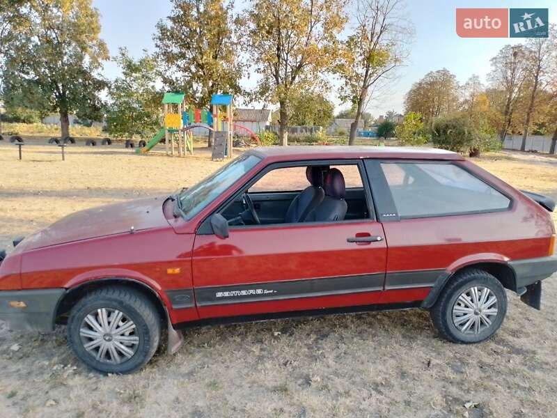 Хэтчбек ВАЗ / Lada 2108 1990 в Кременчуге
