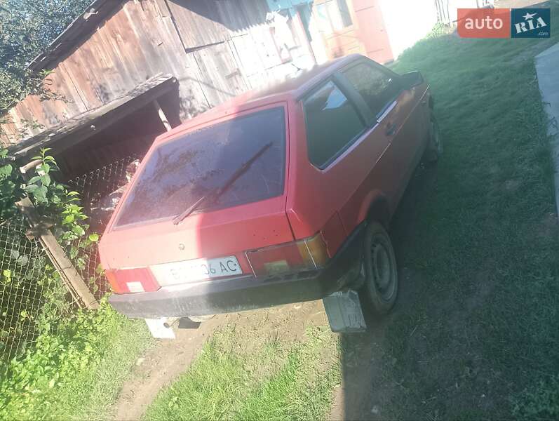 Хэтчбек ВАЗ / Lada 2108 1987 в Самборе