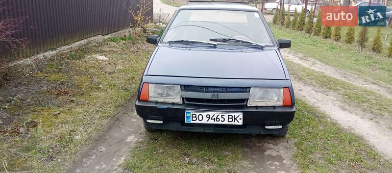 Хэтчбек ВАЗ / Lada 2108 1989 в Золочеве