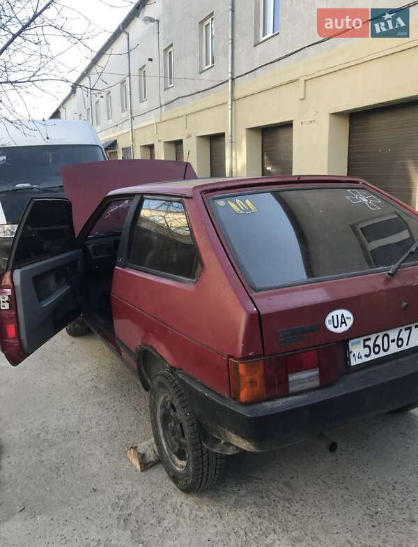Хэтчбек ВАЗ / Lada 2108 1990 в Самборе