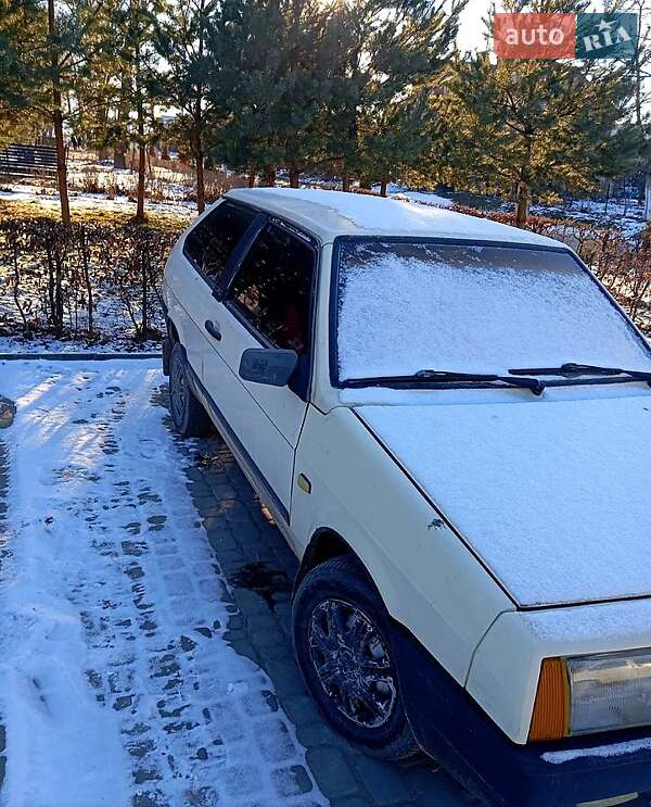 Хэтчбек ВАЗ / Lada 2108 1990 в Золочеве