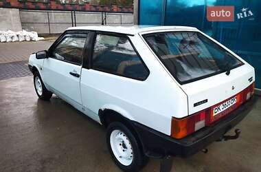 Хэтчбек ВАЗ 2108 1990 в 