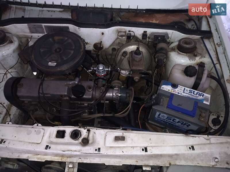 Хэтчбек ВАЗ / Lada 2108 1990 в Ровно