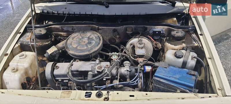 Хэтчбек ВАЗ / Lada 2108 1988 в Черновцах