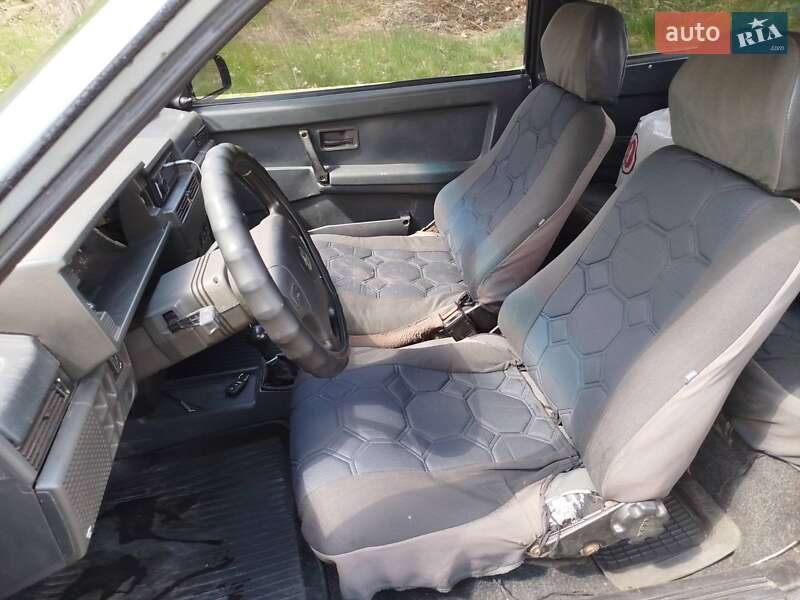 Хэтчбек ВАЗ / Lada 2108 1990 в Прилуках фото 7 Хэтчбек ВАЗ / Lada 2108 1990 в Прилуках