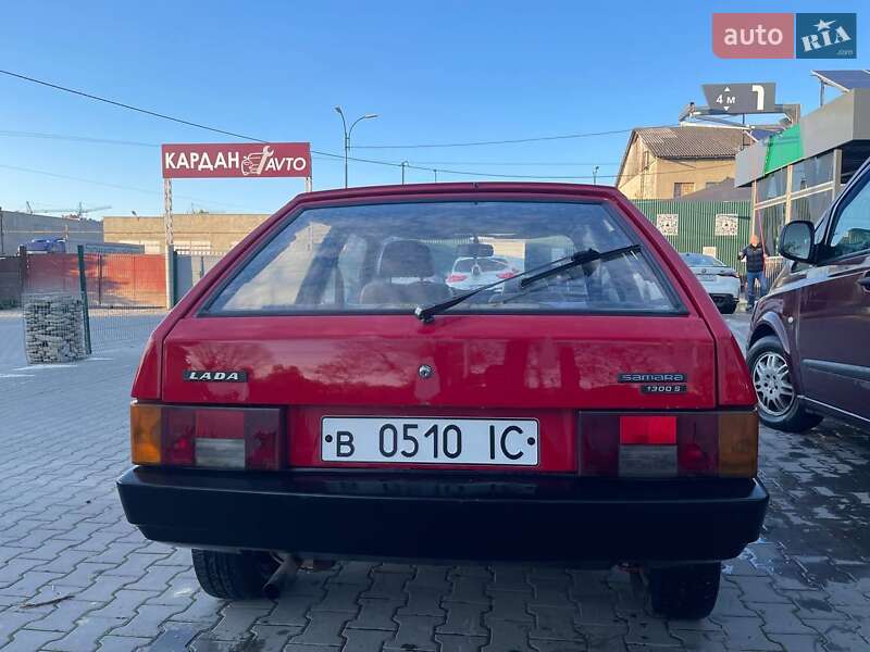 Хэтчбек ВАЗ / Lada 2108 1987 в Черновцах фото 4 Хэтчбек ВАЗ / Lada 2108 1987 в Черновцах