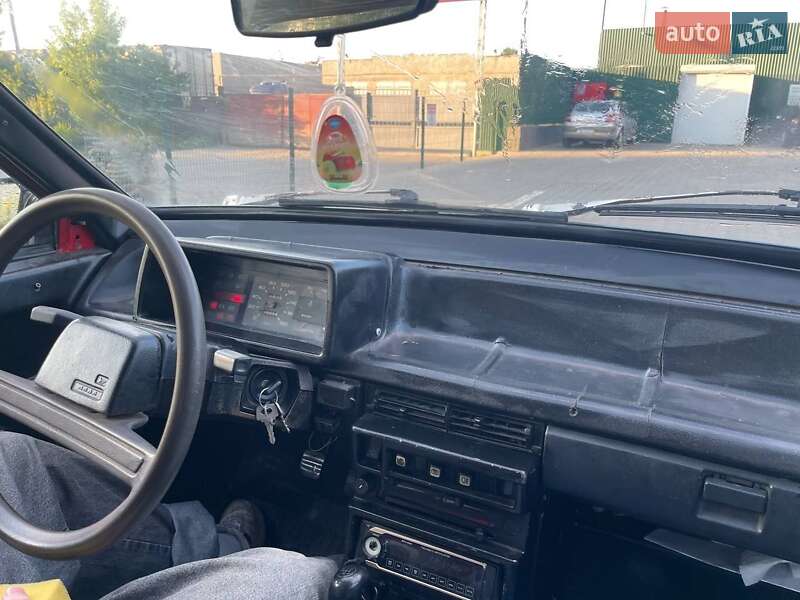 Хэтчбек ВАЗ / Lada 2108 1987 в Черновцах фото 9 Хэтчбек ВАЗ / Lada 2108 1987 в Черновцах