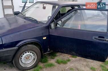 Хетчбек ВАЗ 2108 1985 в 