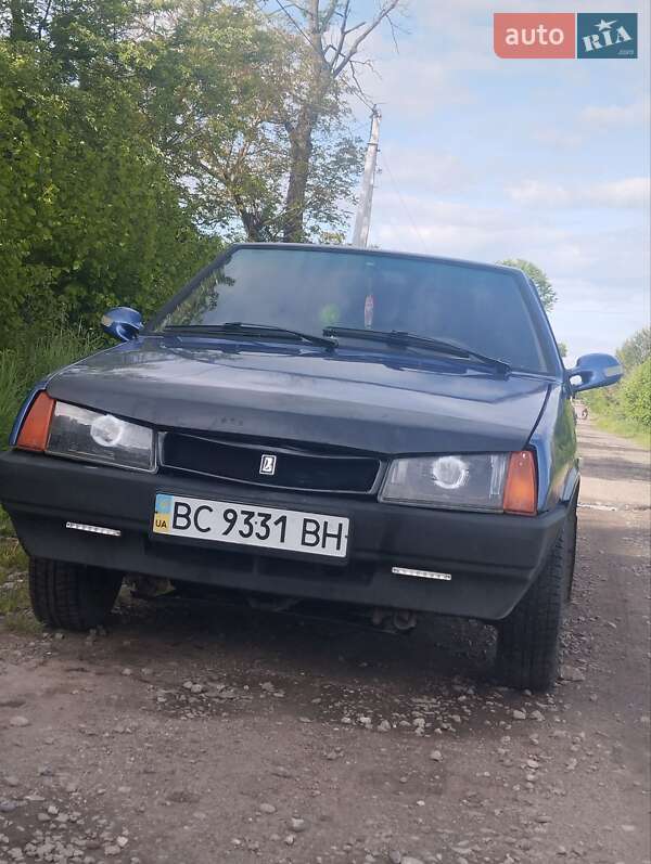 Хэтчбек ВАЗ / Lada 2108 1987 в Городке