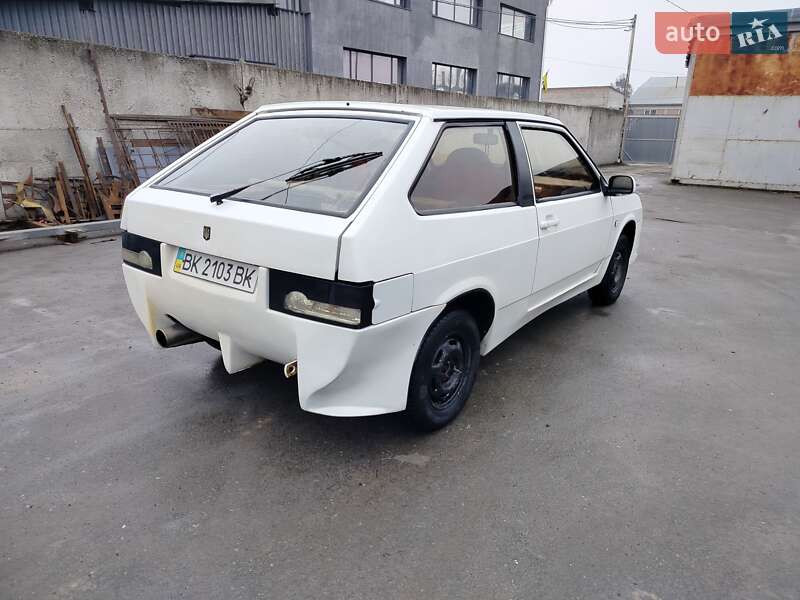 Хетчбек ВАЗ / Lada 2108 1990 в Рівному
