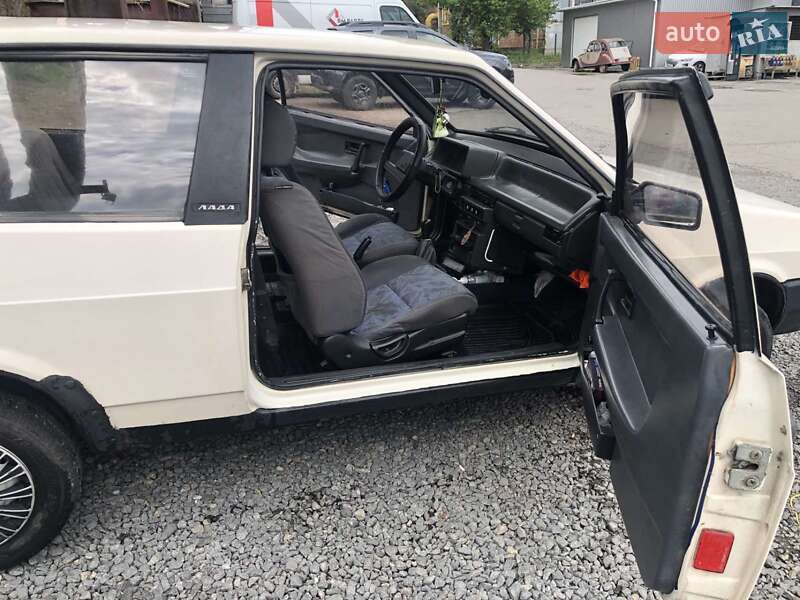 Хэтчбек ВАЗ / Lada 2108 1992 в Виннице