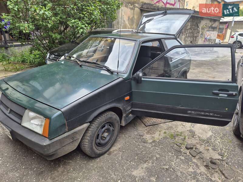 Хэтчбек ВАЗ 2108 1986 в 