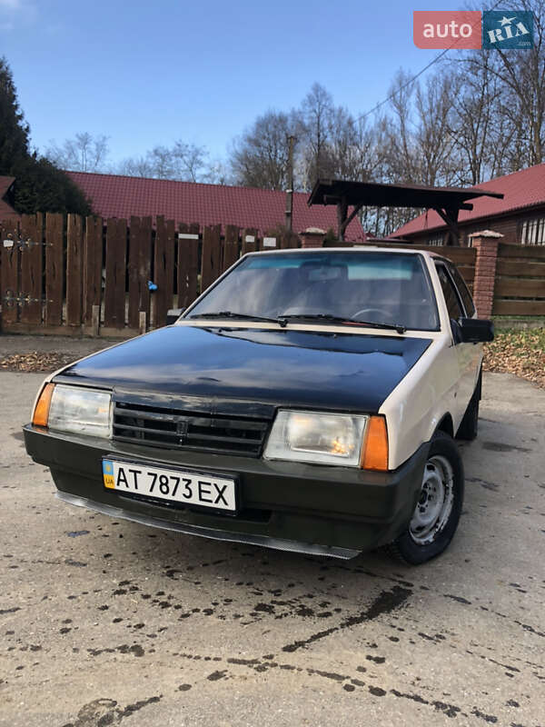 Хэтчбек ВАЗ 2108 1989 в 