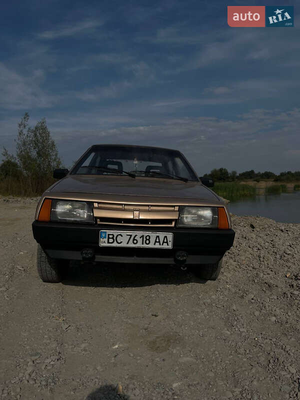 Хэтчбек ВАЗ / Lada 2108 1988 в Галиче