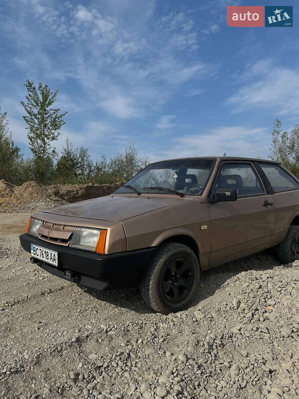 Хэтчбек ВАЗ / Lada 2108 1988 в Галиче