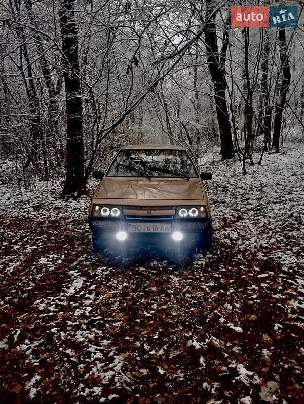 Хэтчбек ВАЗ / Lada 2108 1988 в Галиче