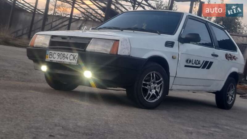 Хетчбек ВАЗ / Lada 2108 1990 в Івано-Франківську