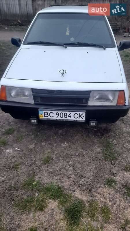 Хетчбек ВАЗ / Lada 2108 1990 в Івано-Франківську
