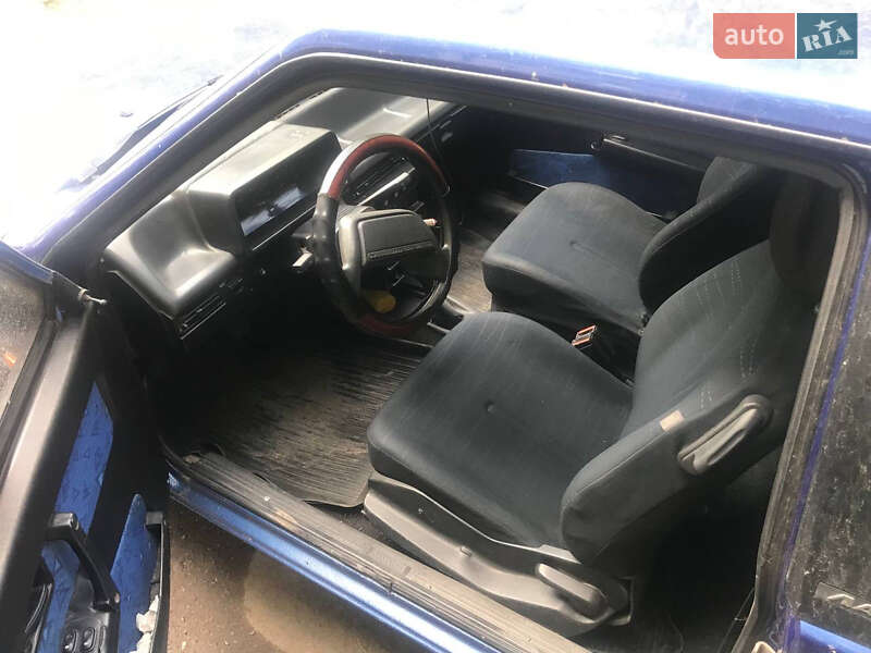 Хэтчбек ВАЗ / Lada 2108 1988 в Кривом Роге