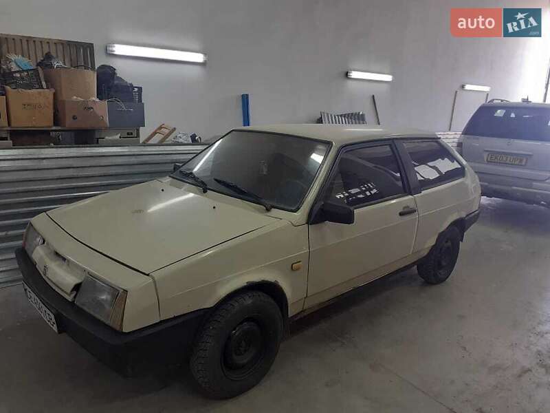 Хэтчбек ВАЗ 2108 1989 в 