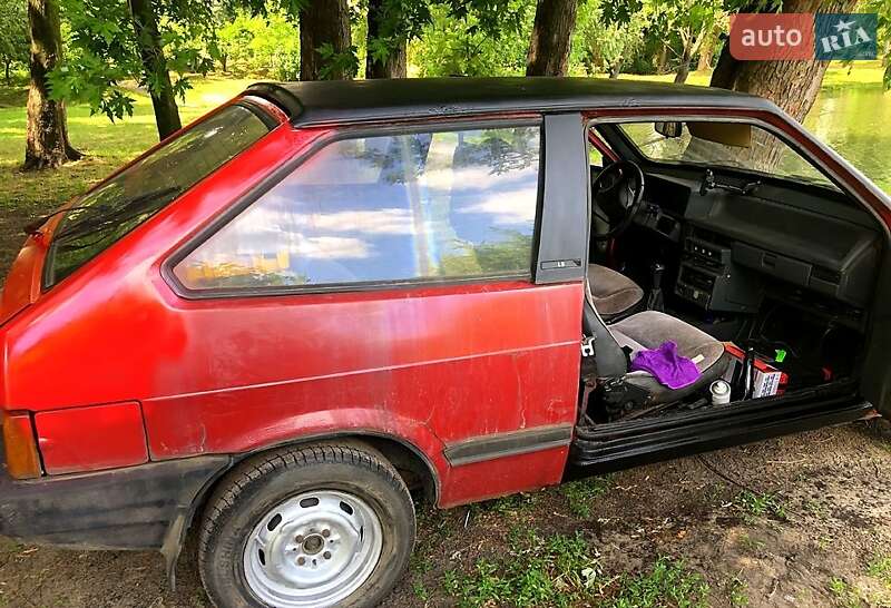 Хэтчбек ВАЗ / Lada 2108 1989 в Киеве
