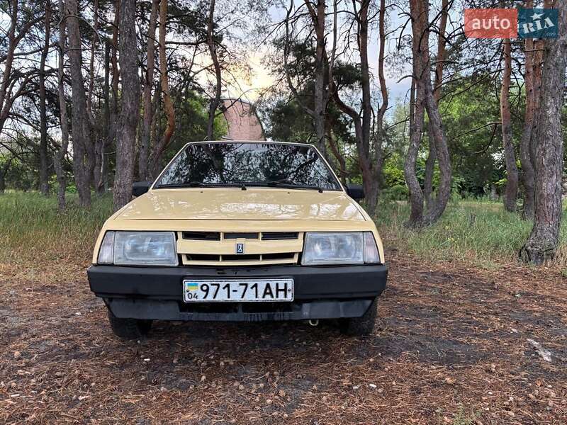 Хетчбек ВАЗ / Lada 2108 1986 в Павлограді