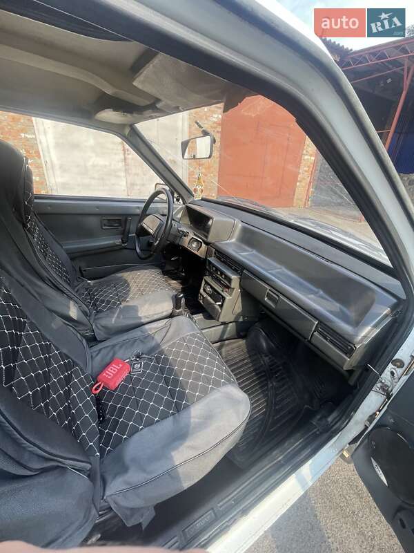 Хэтчбек ВАЗ / Lada 2108 1989 в Ромнах фото 11 Хэтчбек ВАЗ / Lada 2108 1989 в Ромнах