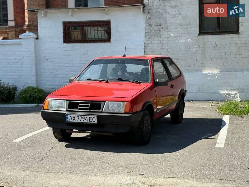 Хэтчбек ВАЗ / Lada 2108 1990 в Харькове