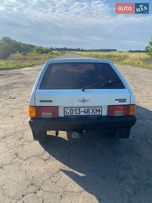 Хэтчбек ВАЗ / Lada 2108 1988 в Деражне
