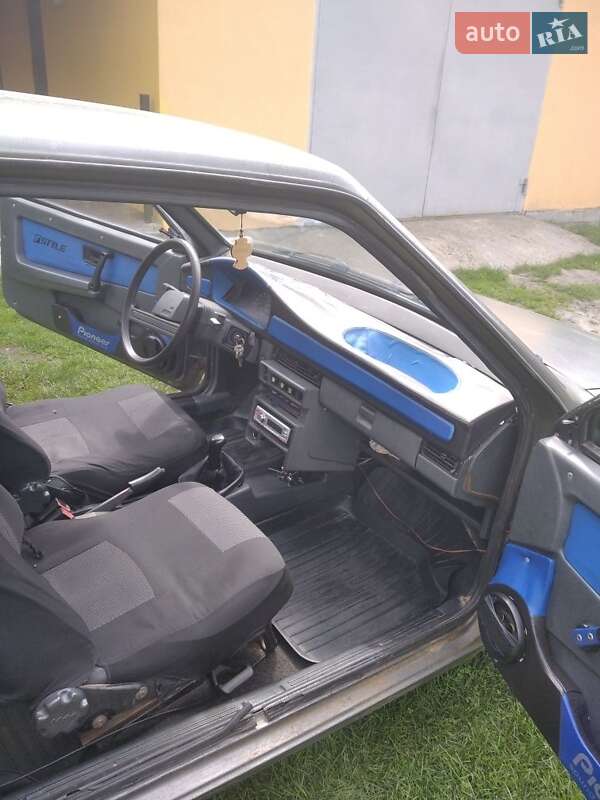 Хетчбек ВАЗ / Lada 2108 1993 в Вараші