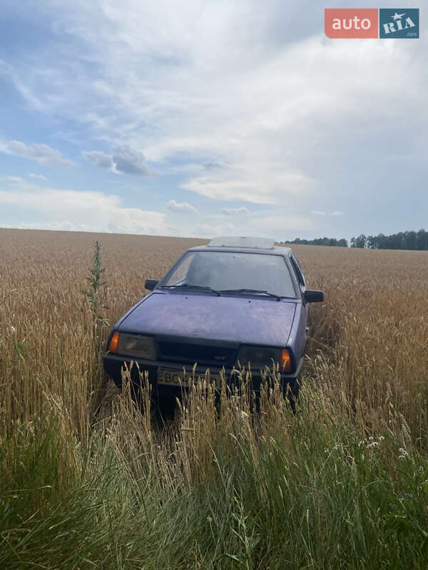 Хэтчбек ВАЗ / Lada 2108 1992 в Монастыриске фото 12 Хэтчбек ВАЗ / Lada 2108 1992 в Монастыриске