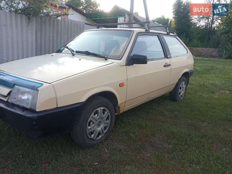 ВАЗ / Lada 2108 1988 ВАЗ / Lada 2108 1988