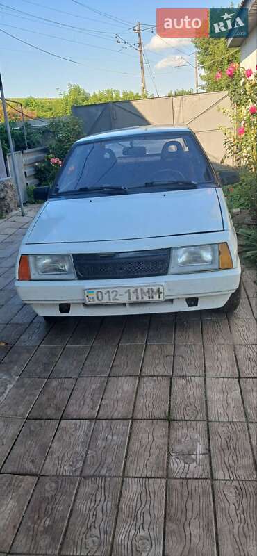 Хетчбек ВАЗ / Lada 2108 1993 в Конотопі