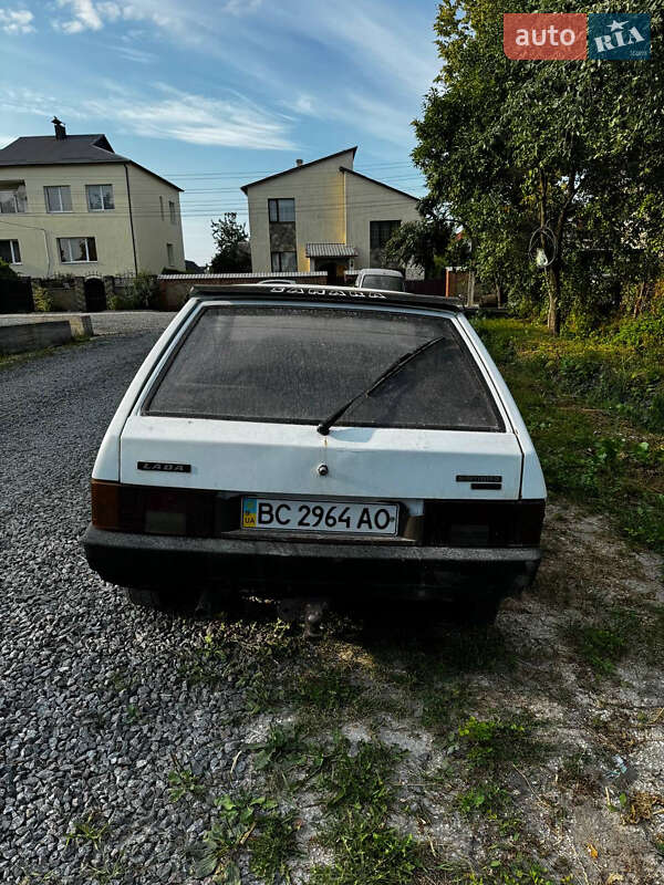 Хэтчбек ВАЗ / Lada 2108 1990 в Бродах