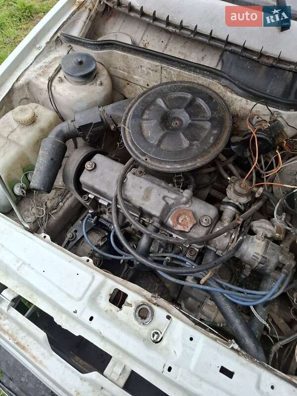 Хэтчбек ВАЗ / Lada 2108 1990 в Великих Лучках