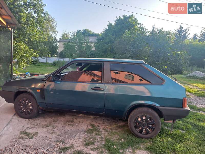 Хэтчбек ВАЗ / Lada 2108 2001 в Полтаве