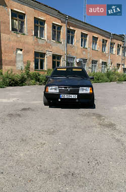 Хэтчбек ВАЗ 2108 1991 в 