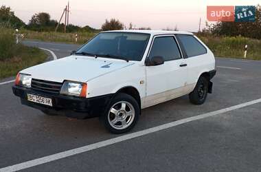 Хетчбек ВАЗ 2108 1992 в Городку