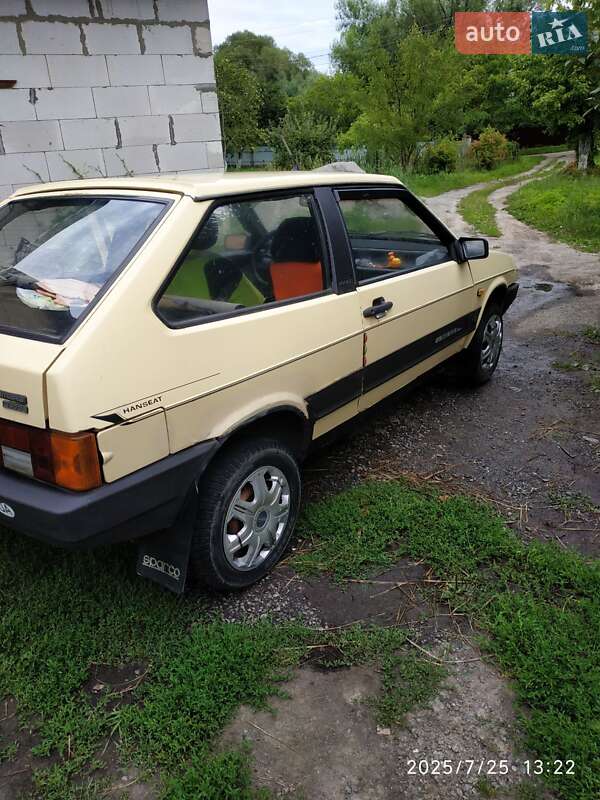 Хэтчбек ВАЗ / Lada 2108 1986 в Казатине фото 4 Хэтчбек ВАЗ / Lada 2108 1986 в Казатине