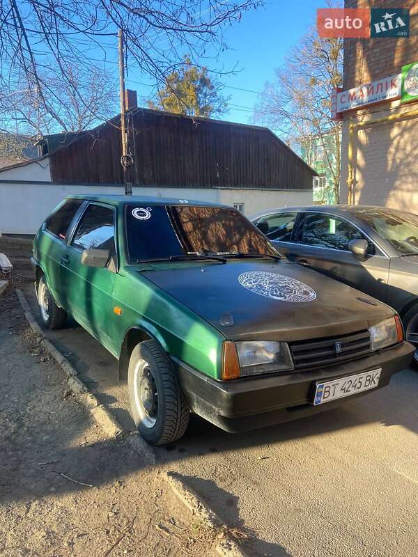 Хэтчбек ВАЗ / Lada 2108 1999 в Черновцах фото 2 Хэтчбек ВАЗ / Lada 2108 1999 в Черновцах