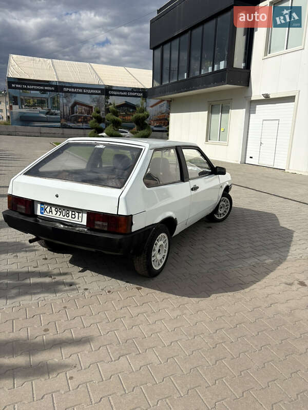 Хетчбек ВАЗ / Lada 2108 1987 в Києві