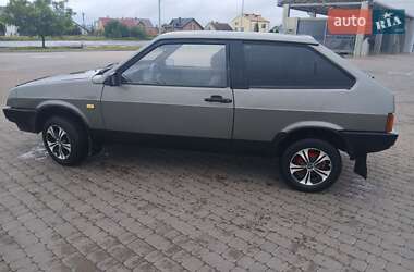Хэтчбек ВАЗ 2108 1990 в Городке