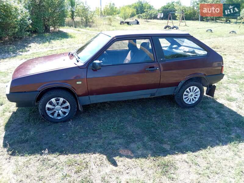 Хэтчбек ВАЗ / Lada 2108 1993 в Барвенкове