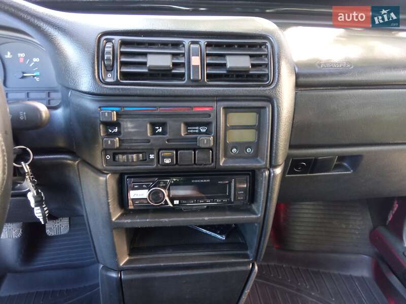 Хэтчбек ВАЗ / Lada 2108 1993 в Барвенкове