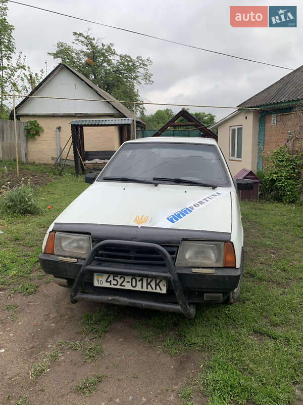Хэтчбек ВАЗ 2108 1986 в 